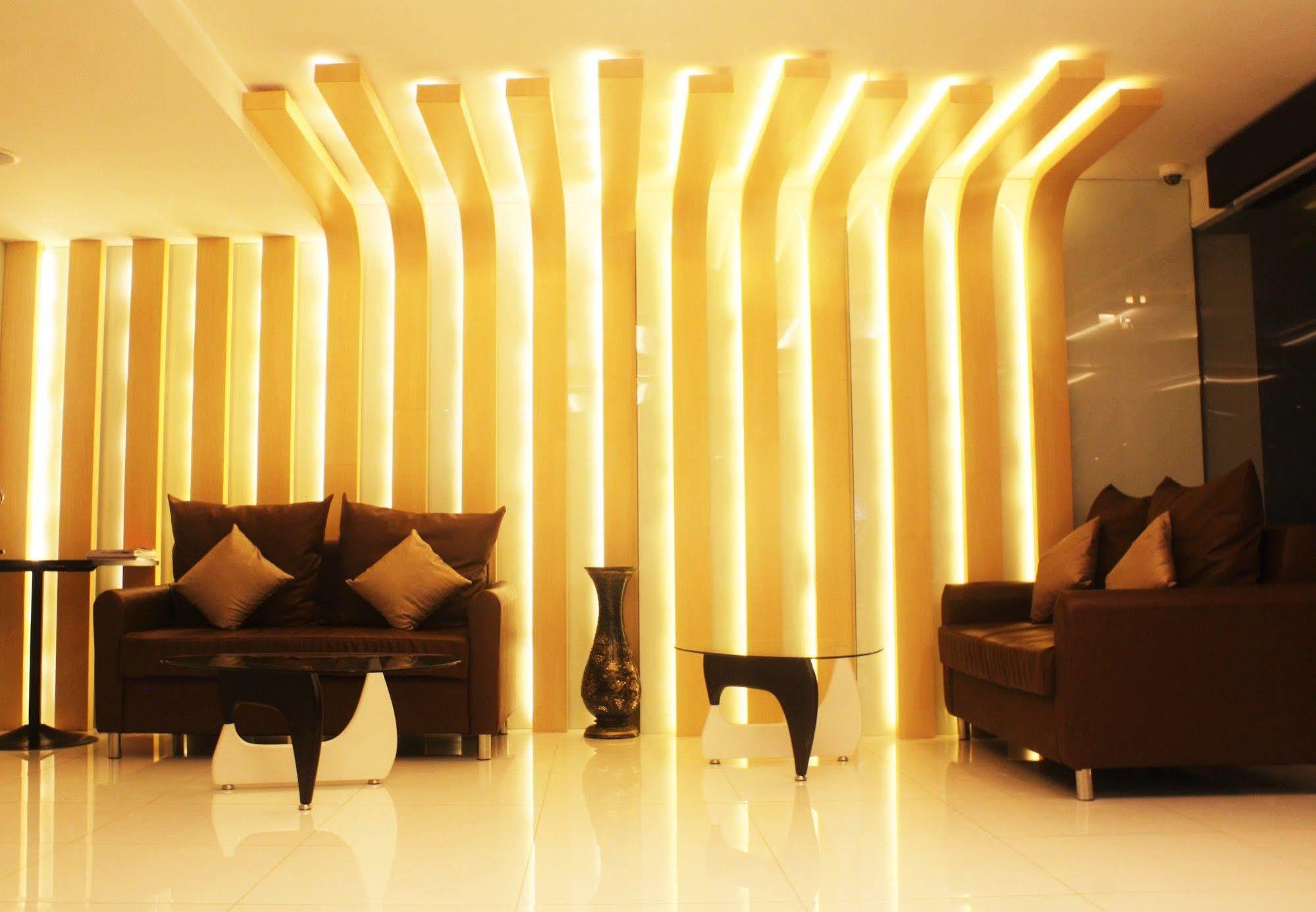 Thung Song Metro Hotel & Spa מראה חיצוני תמונה