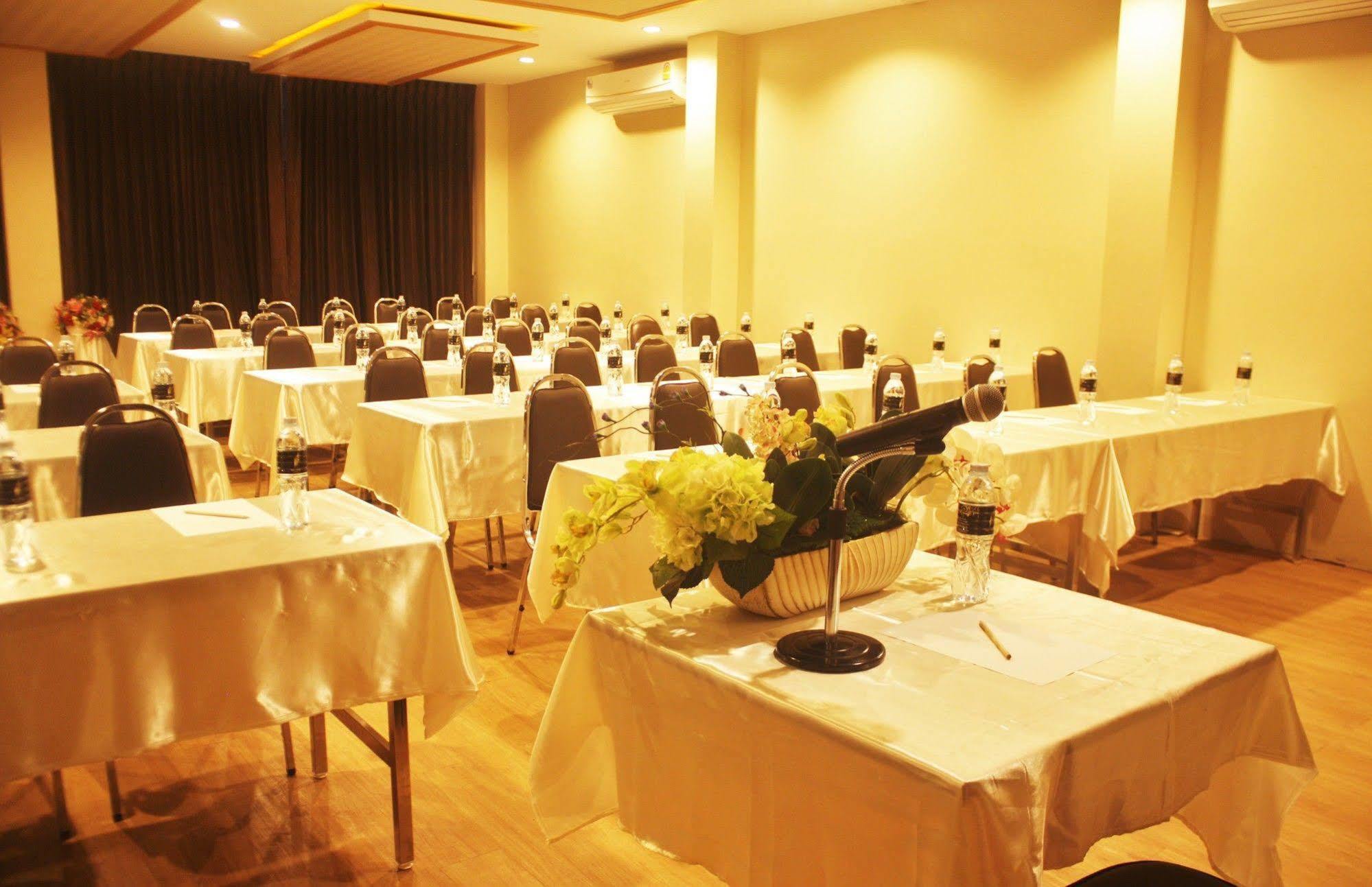 Thung Song Metro Hotel & Spa מראה חיצוני תמונה