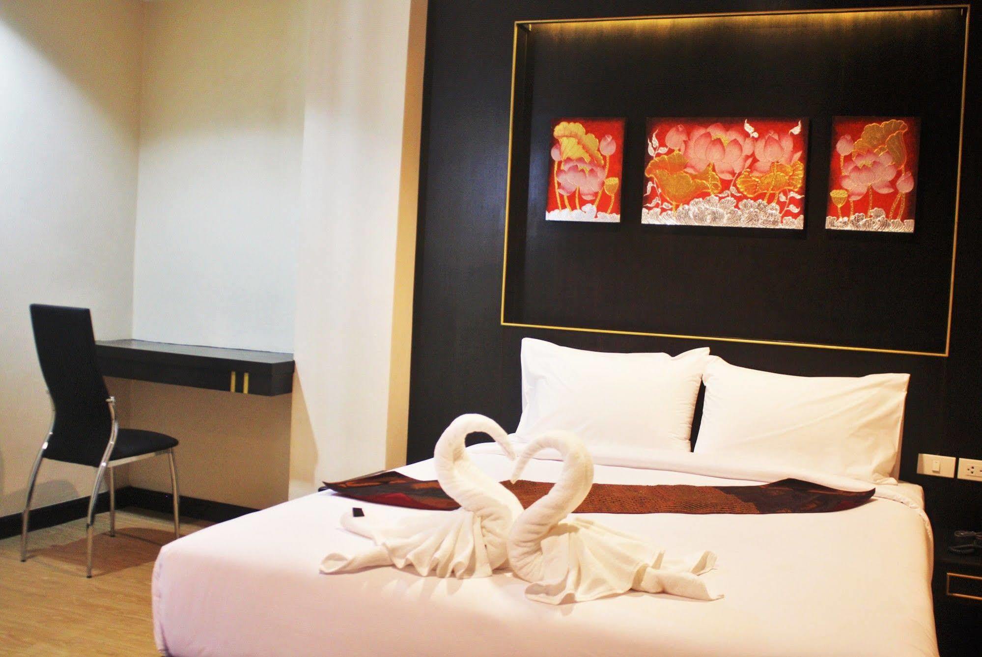 Thung Song Metro Hotel & Spa מראה חיצוני תמונה