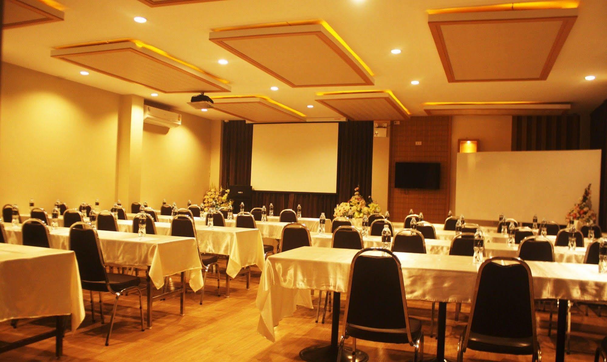Thung Song Metro Hotel & Spa מראה חיצוני תמונה